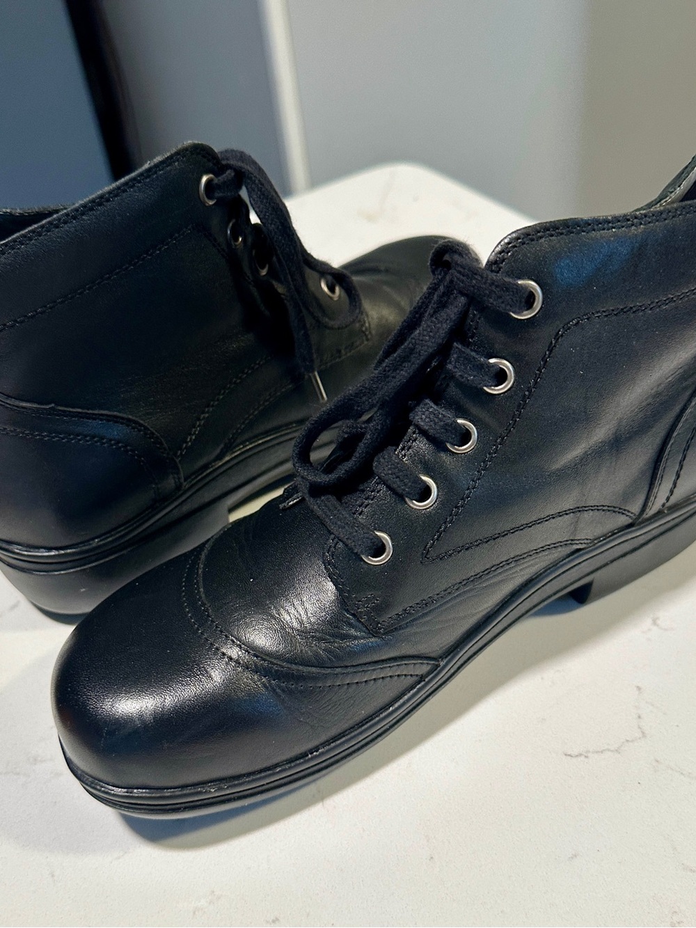Alegria Women’s Black Leather Lace-Up Boots